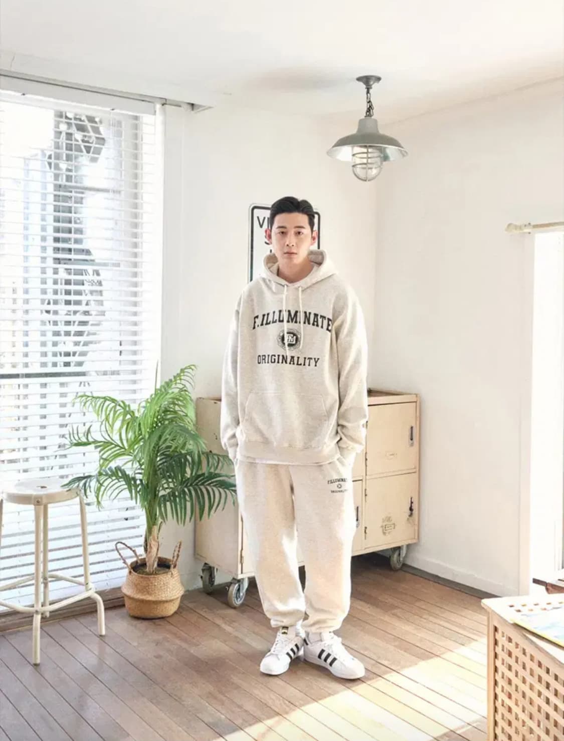 필루미네이트 트레이닝 후드 바지 셋업 오트밀 XL 상품이미지2