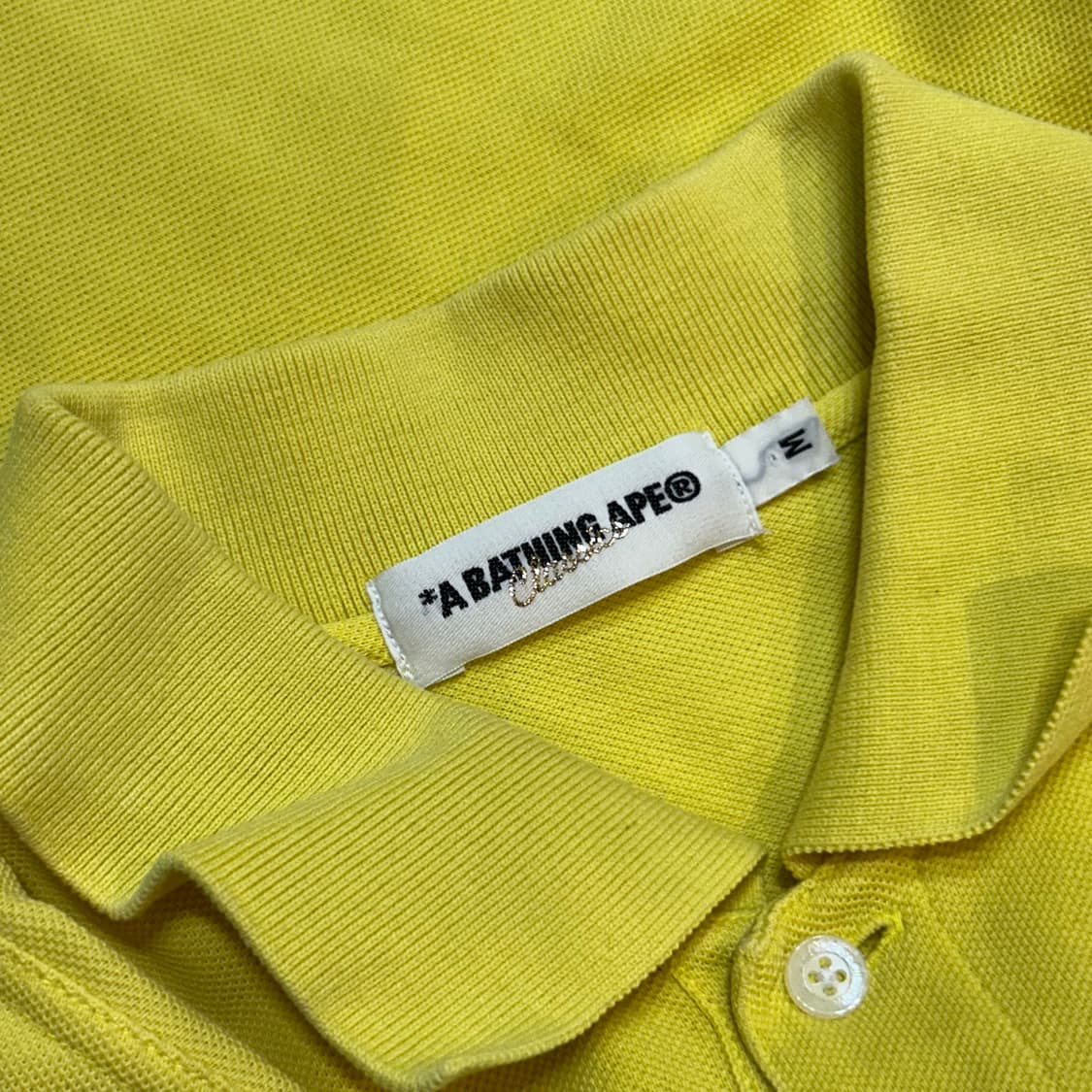 M 베이프 옐로우 카라 반팔티 상품이미지4