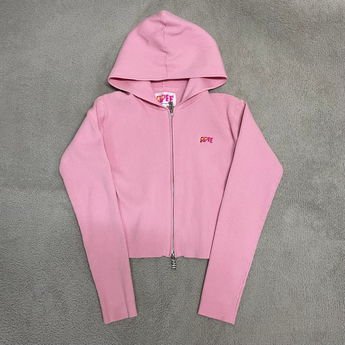 XS) 베이프 APEE 딸기우유맛 핑크 크롭 후드 집업 상품이미지2