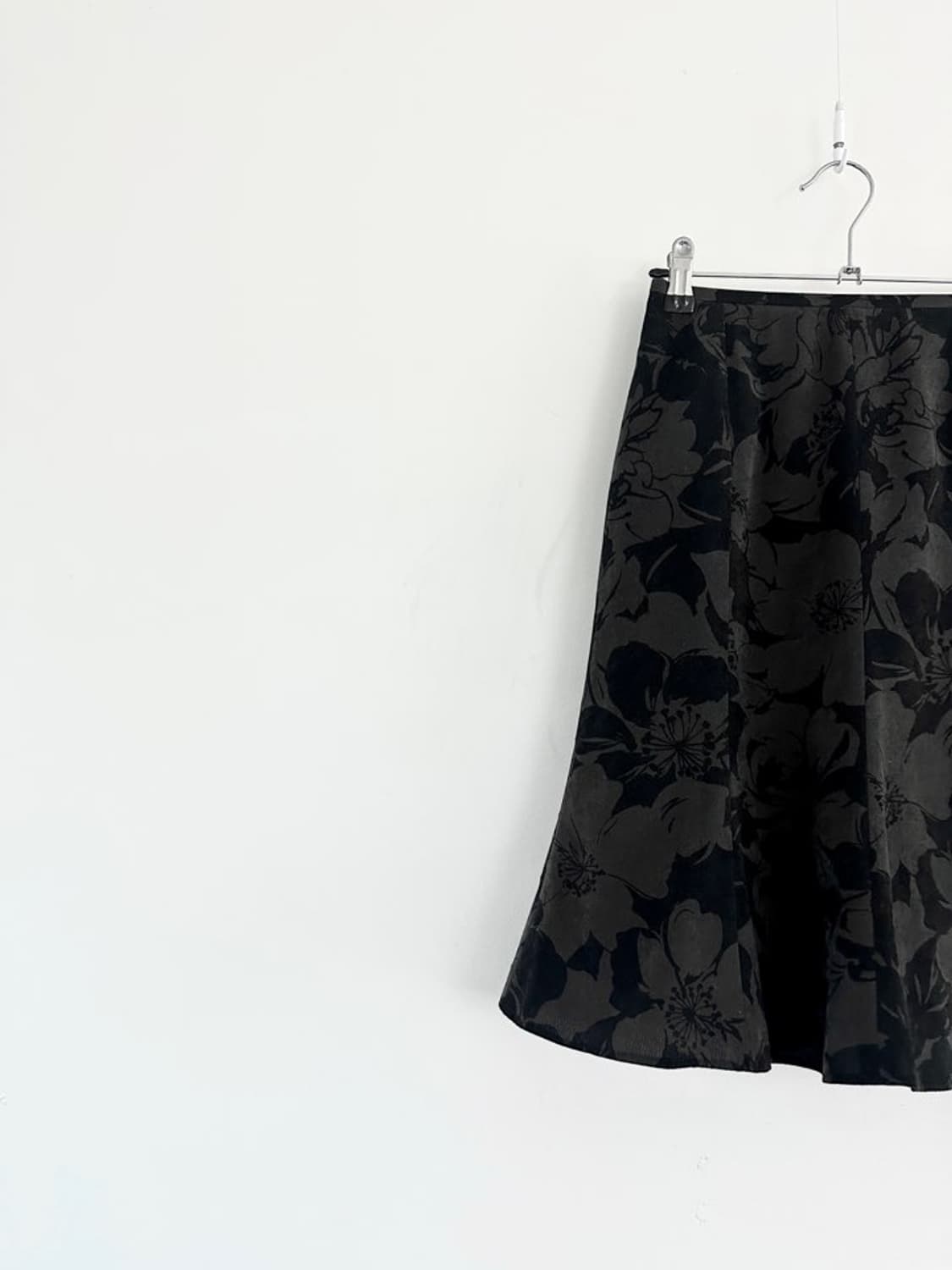 Flower wave midi skirt / charcoal 상품이미지2