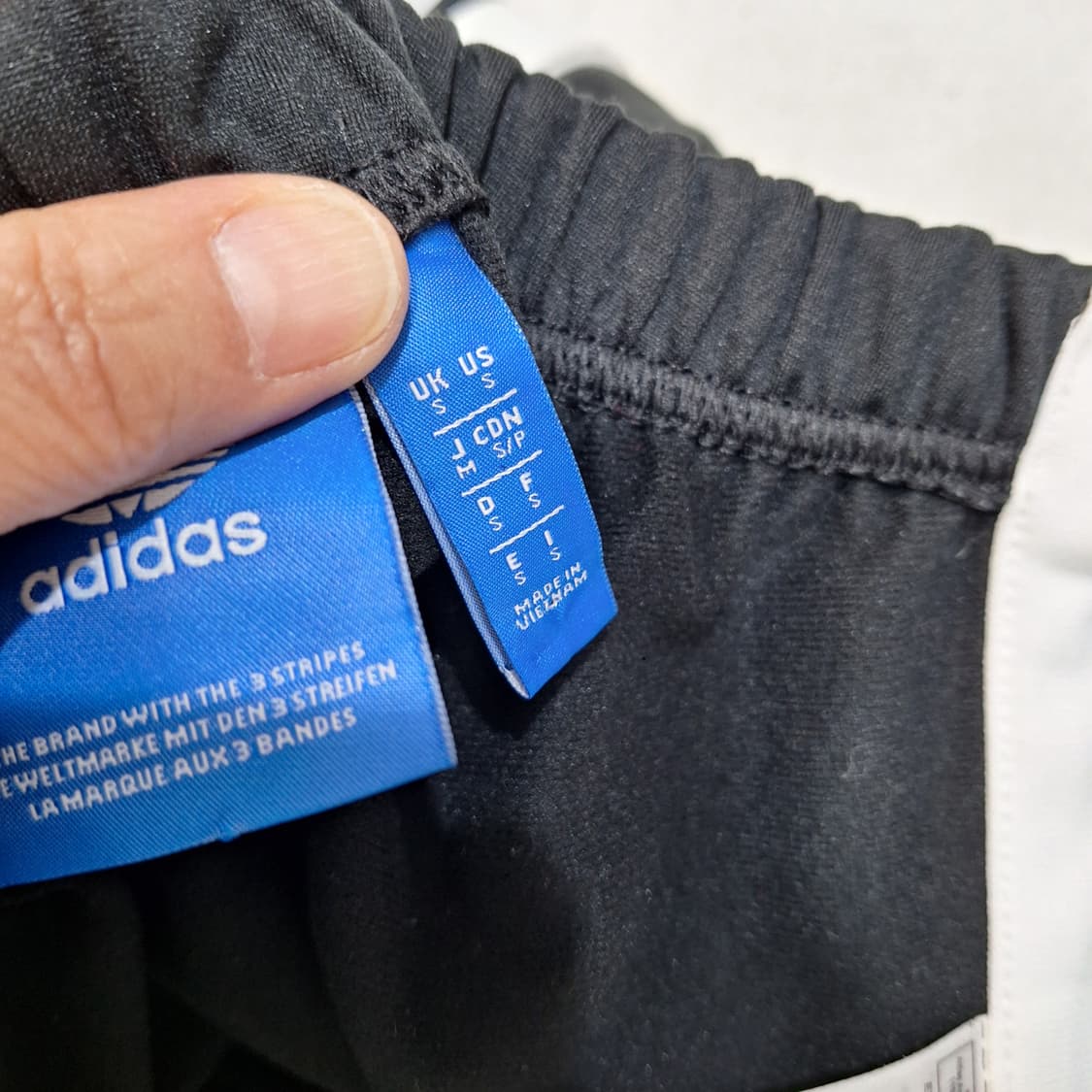 아디다스  사이드버튼트랙팬츠S 상품이미지3