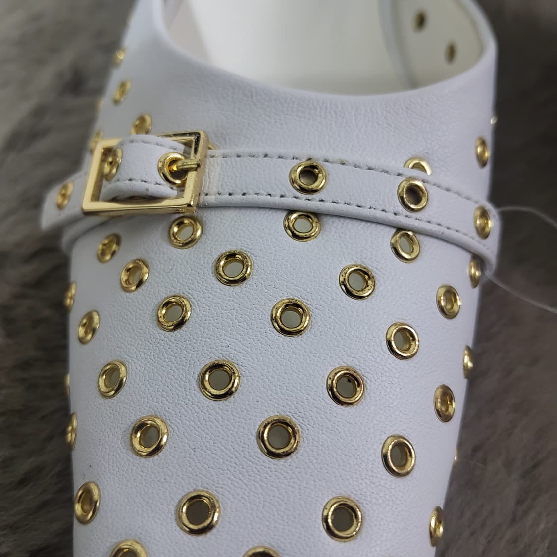 새상품 오르 orr 화이트 스터드 뮬 힐 샌들 35.5 225 상품이미지2