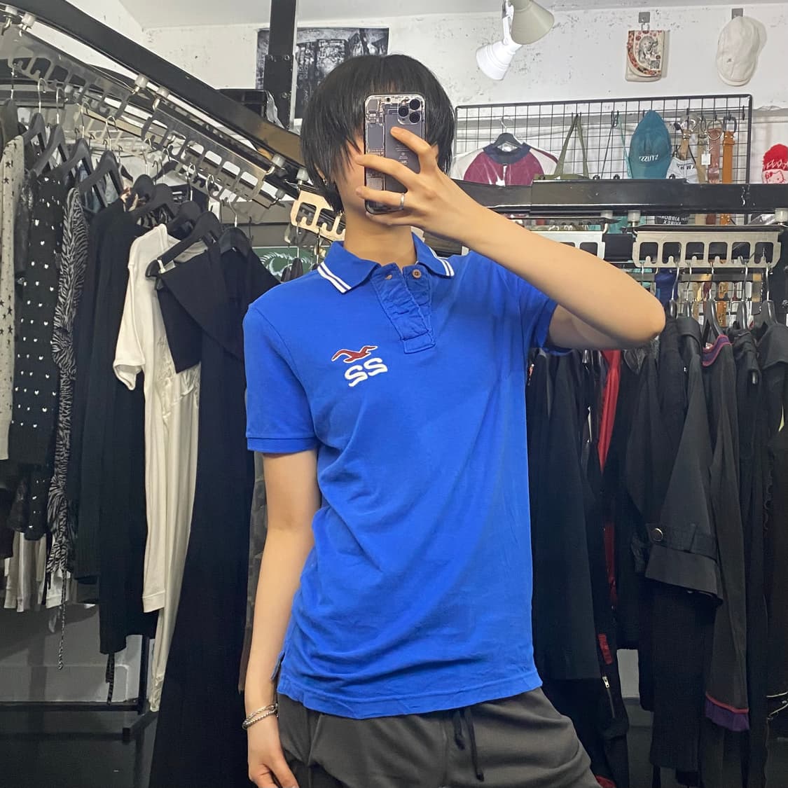 Hollister 22 로고 자수 디테일 반팔 티셔츠 상품이미지8