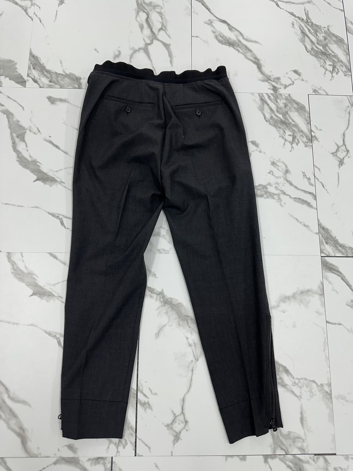 솔리드옴므 차콜 밑단 지퍼 슬랙스 상품이미지2