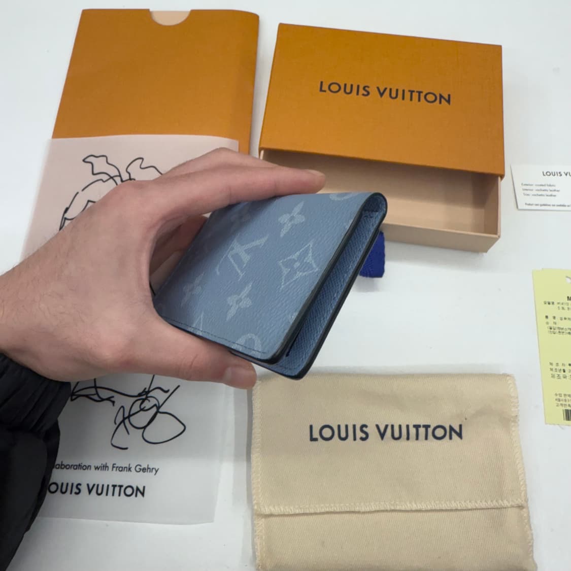 [25년/풀박스] 루이비통 스카이블루 오거나이저 지갑 상품이미지5