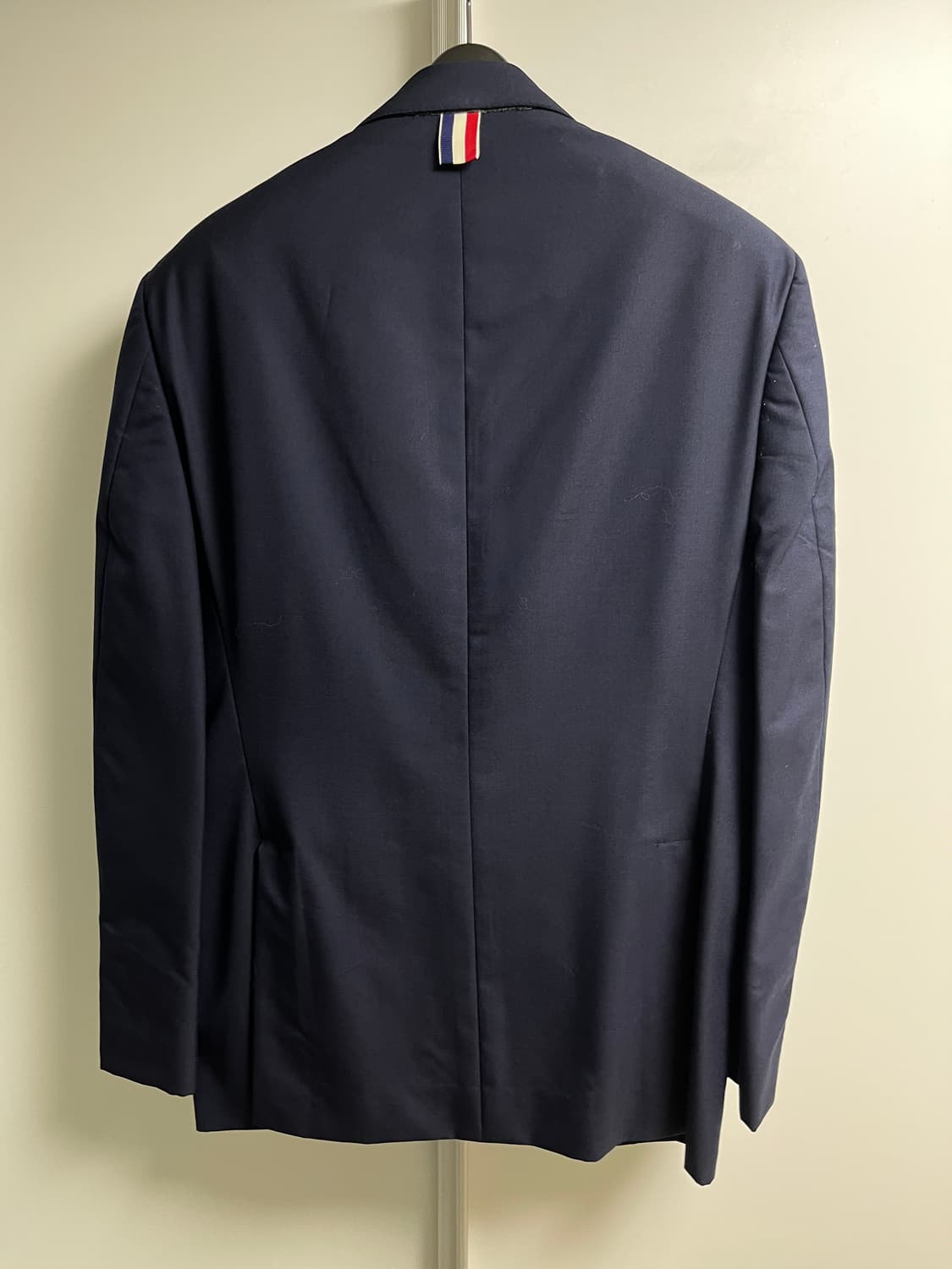 톰브라운 수트 네이비 상품이미지2