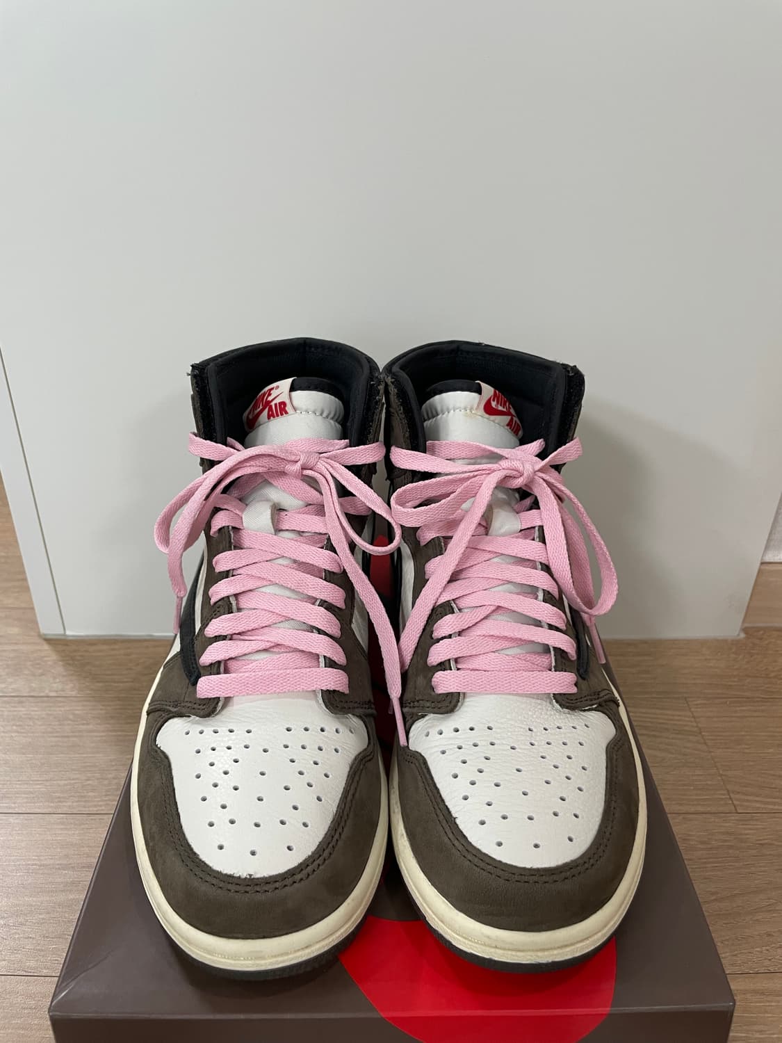 [260] 조던 1 x 트래비스 스캇 레트로 하이 OG SP 모카 상품이미지2