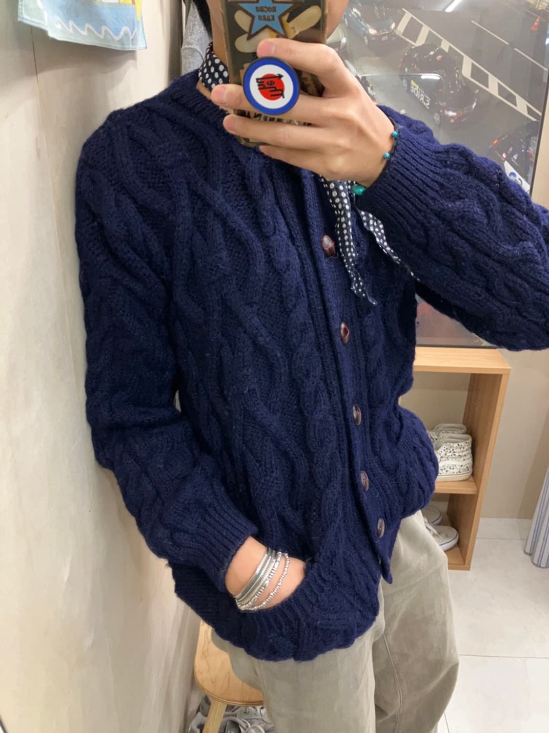 Mc Kenna’s wool button sweater 상품이미지4