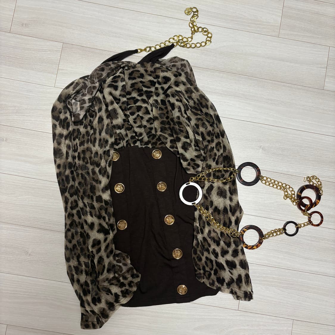 d.i.a 금장 체인 오프숄더 원피스 상품이미지2