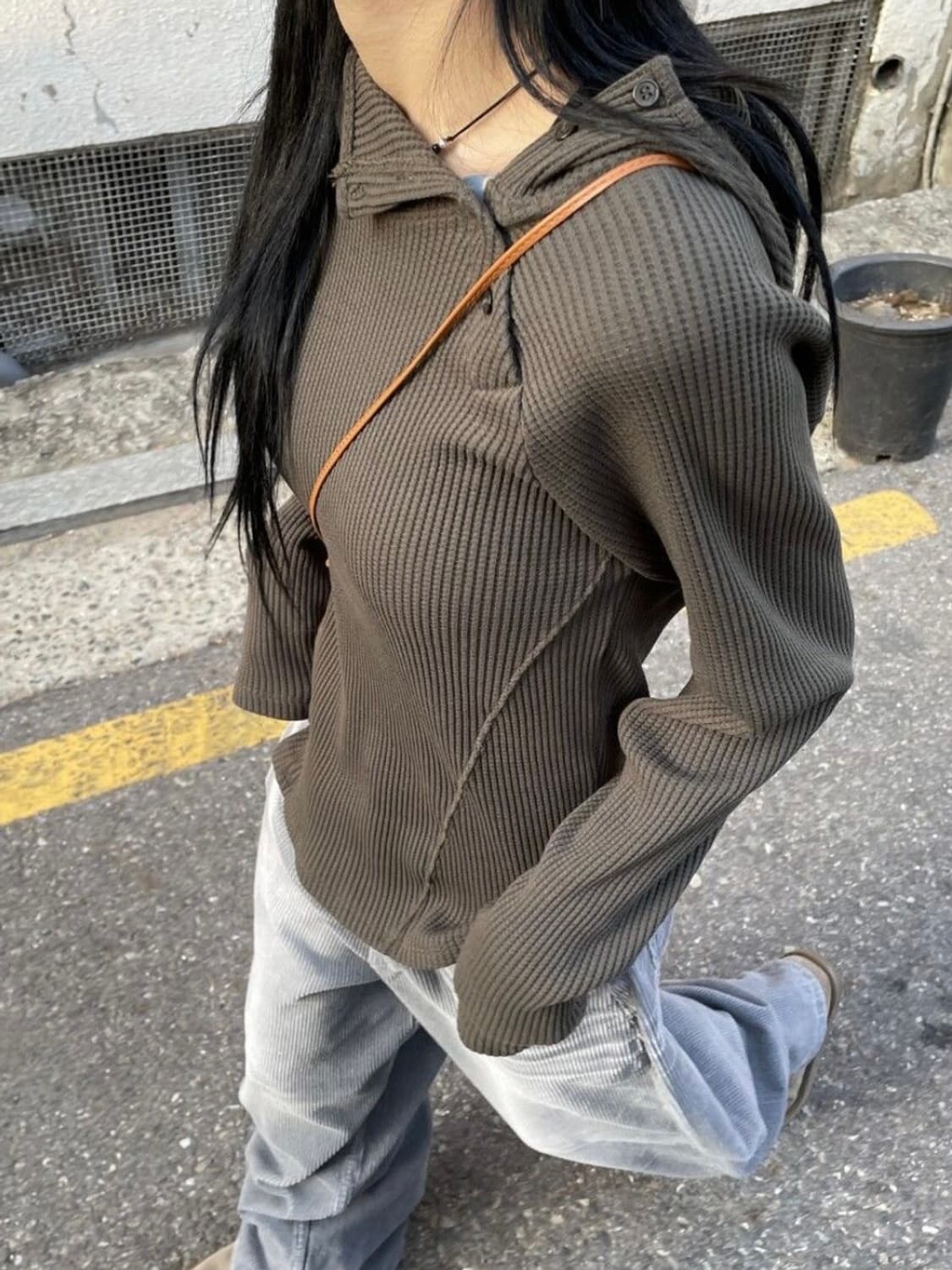 모래하우스 크로스 버튼 와플 후드 상품이미지1