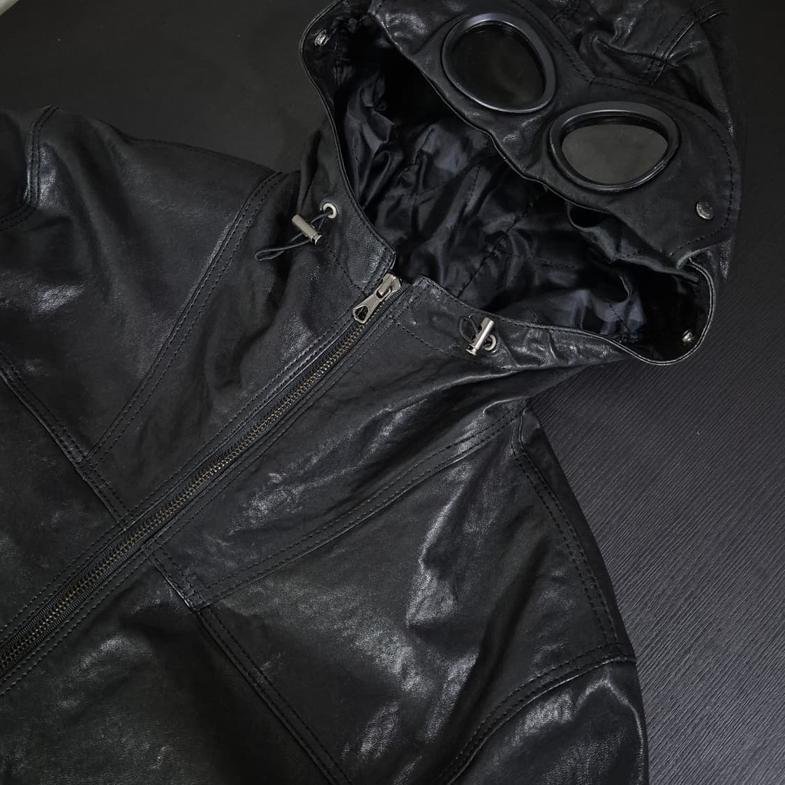 C.P. 컴퍼니 레더 고글 자켓 100사이즈 상품이미지4