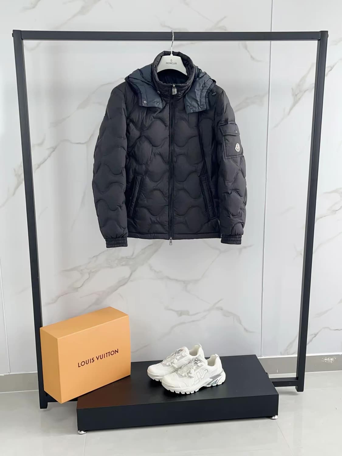 [몽클;레어] 새상품 / 경량패딩 / 4 (약 105 사이즈) 상품이미지1