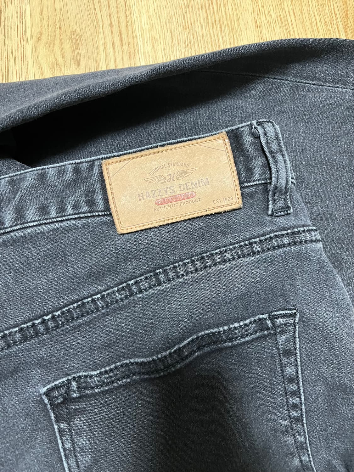 헤지스  블랙 워싱 데님 팬츠 상품이미지6