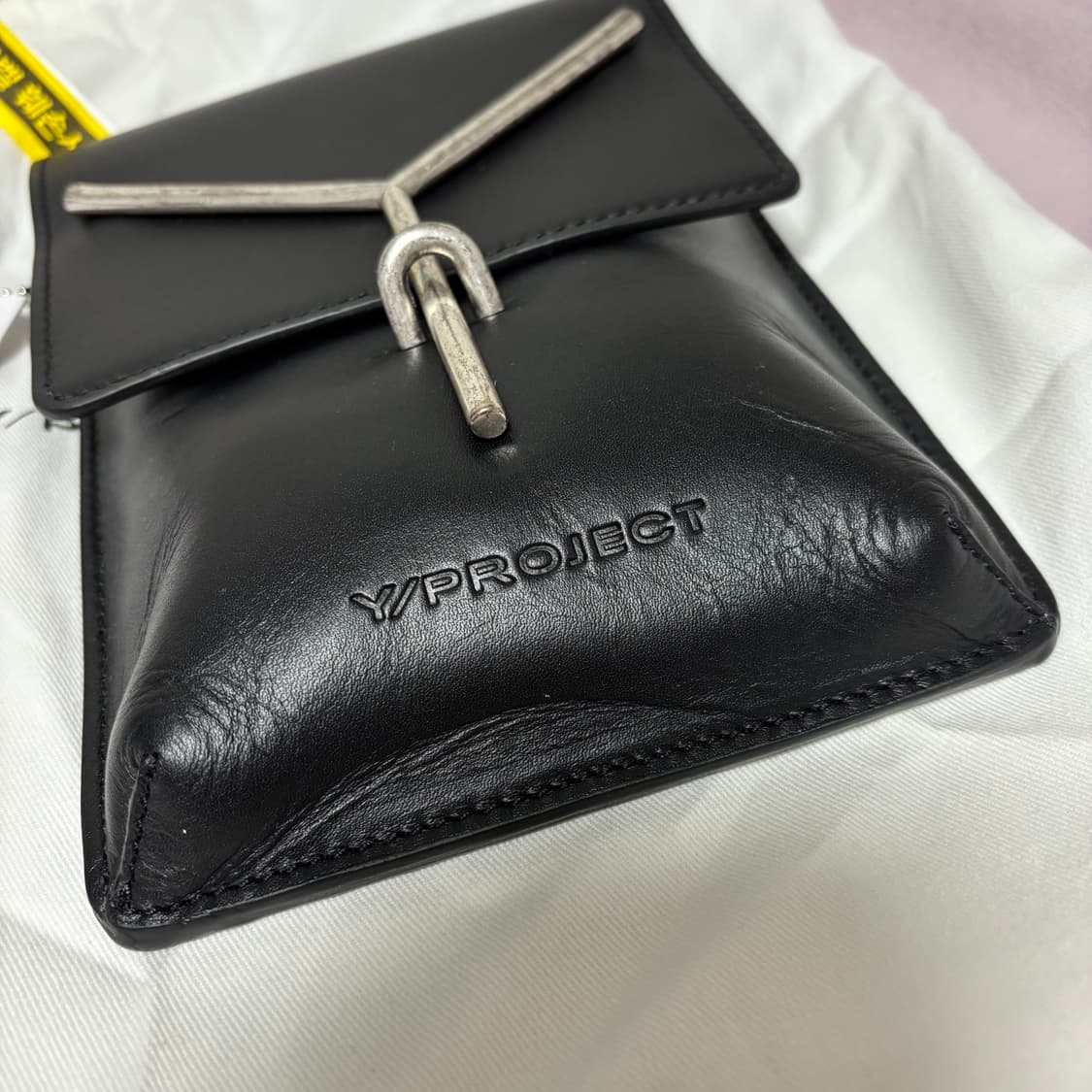 와이프로젝트 Y로고 레더 크로스백 새상품 상품이미지8