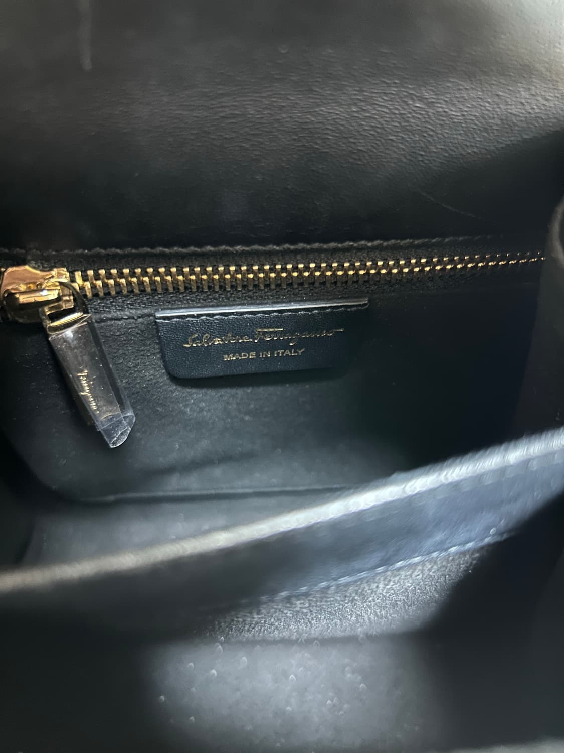 Ferragamo 페라가모 켈리백/아이코닉 탑핸들(스몰) 상품이미지6