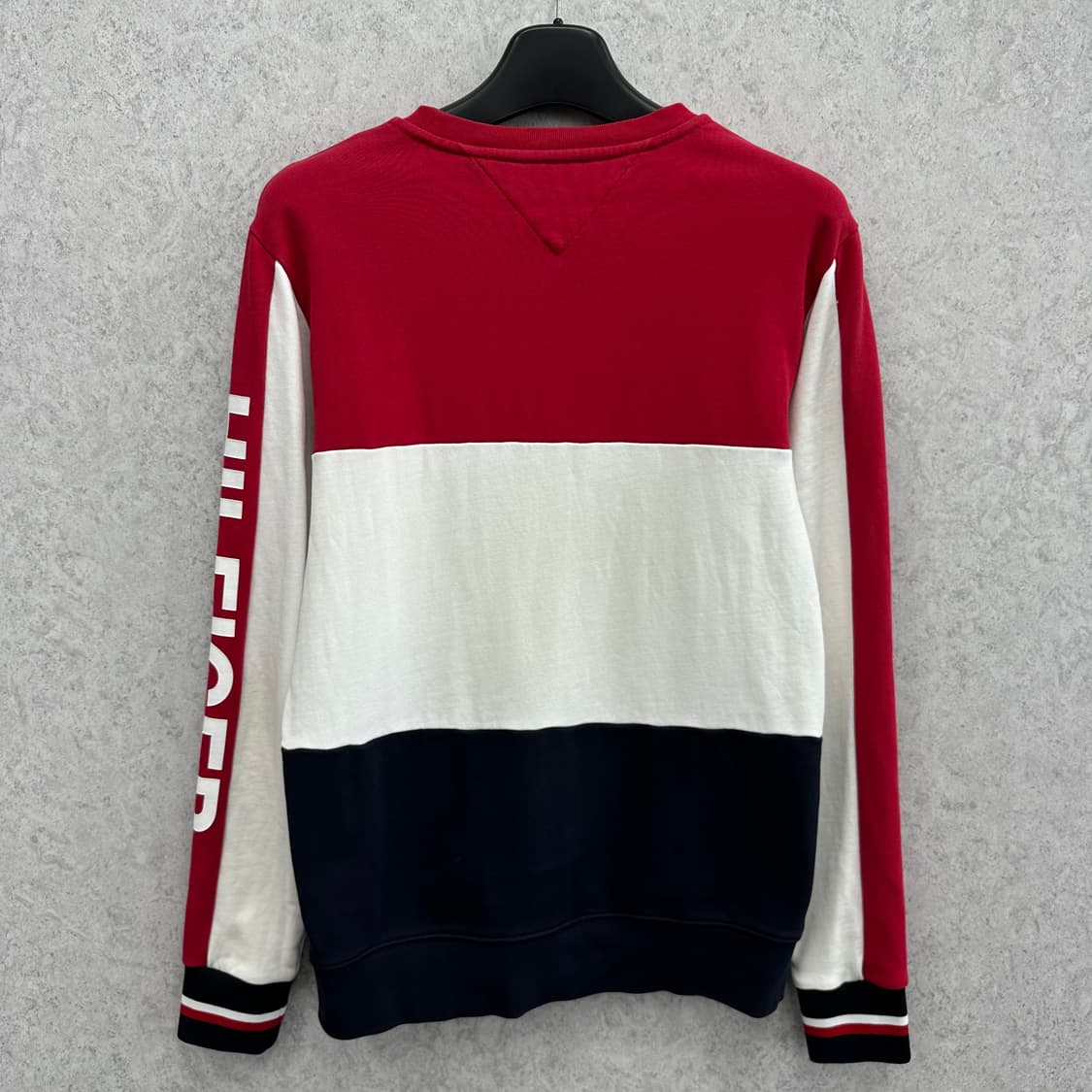 100 타미힐피거 남자 맨투맨 상품이미지2