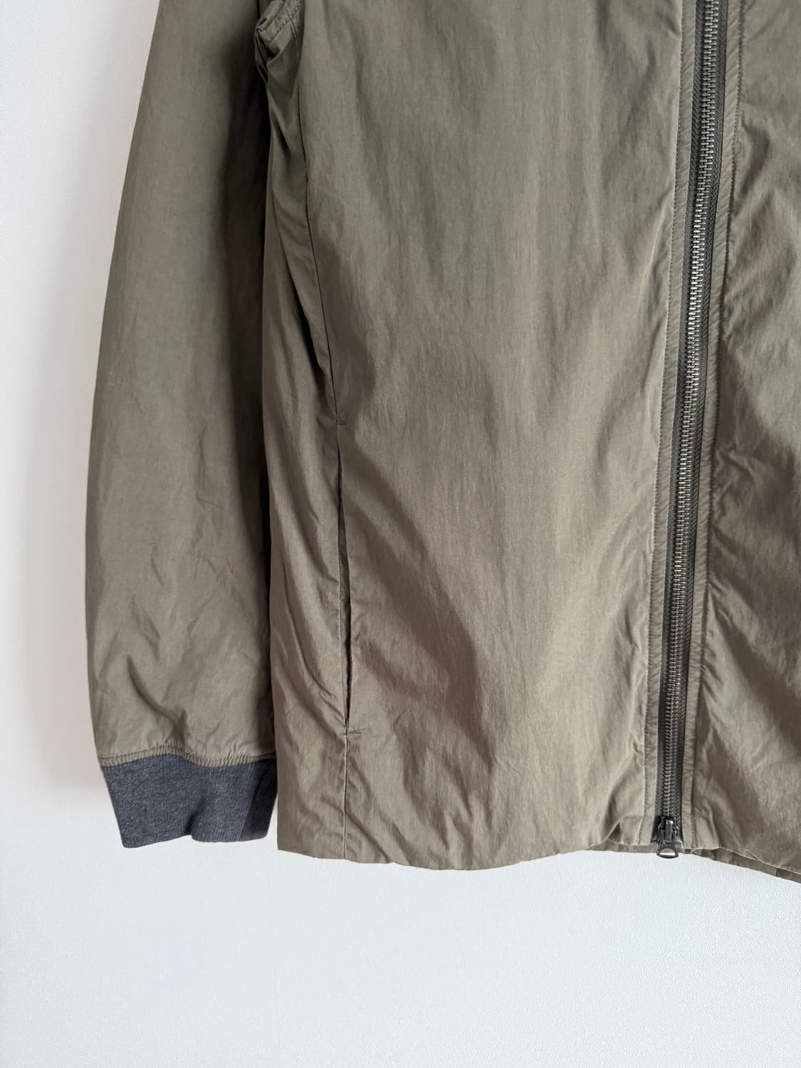 클럽모나코(CLUB MONACO) MA-1 자켓 상품이미지3