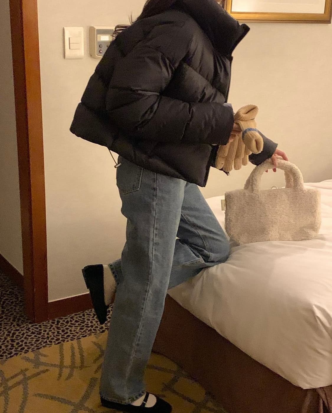 오리털 숏 패딩 아이보리, 블랙 상품이미지8