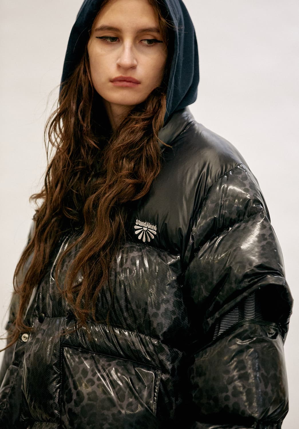 (2) ECRU 스탠드얼론 레오파드 패턴 나일론 구스다운 점퍼 상품이미지8