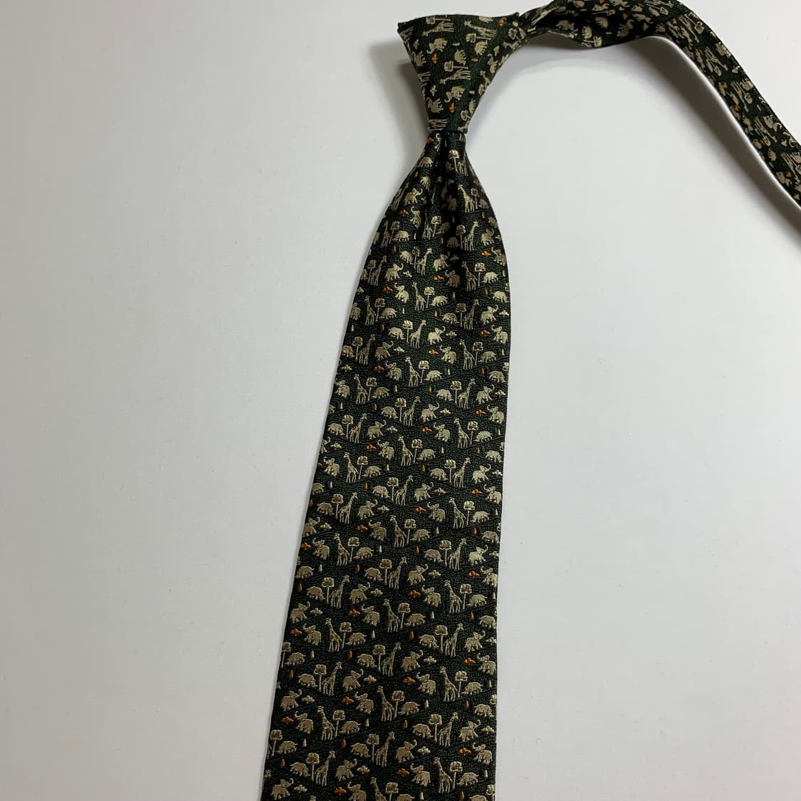 살바토레 페레가모 명품넥타이 정품 A+등급 9.1cm 상품이미지8