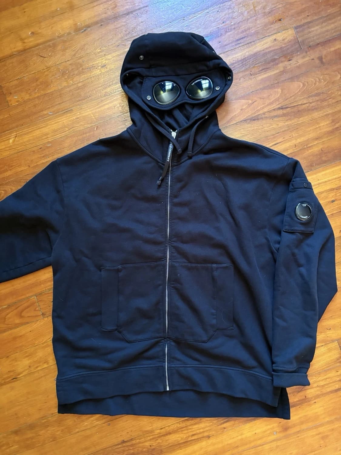 C.P. 컴퍼니  고글 후드 집업 상품이미지1
