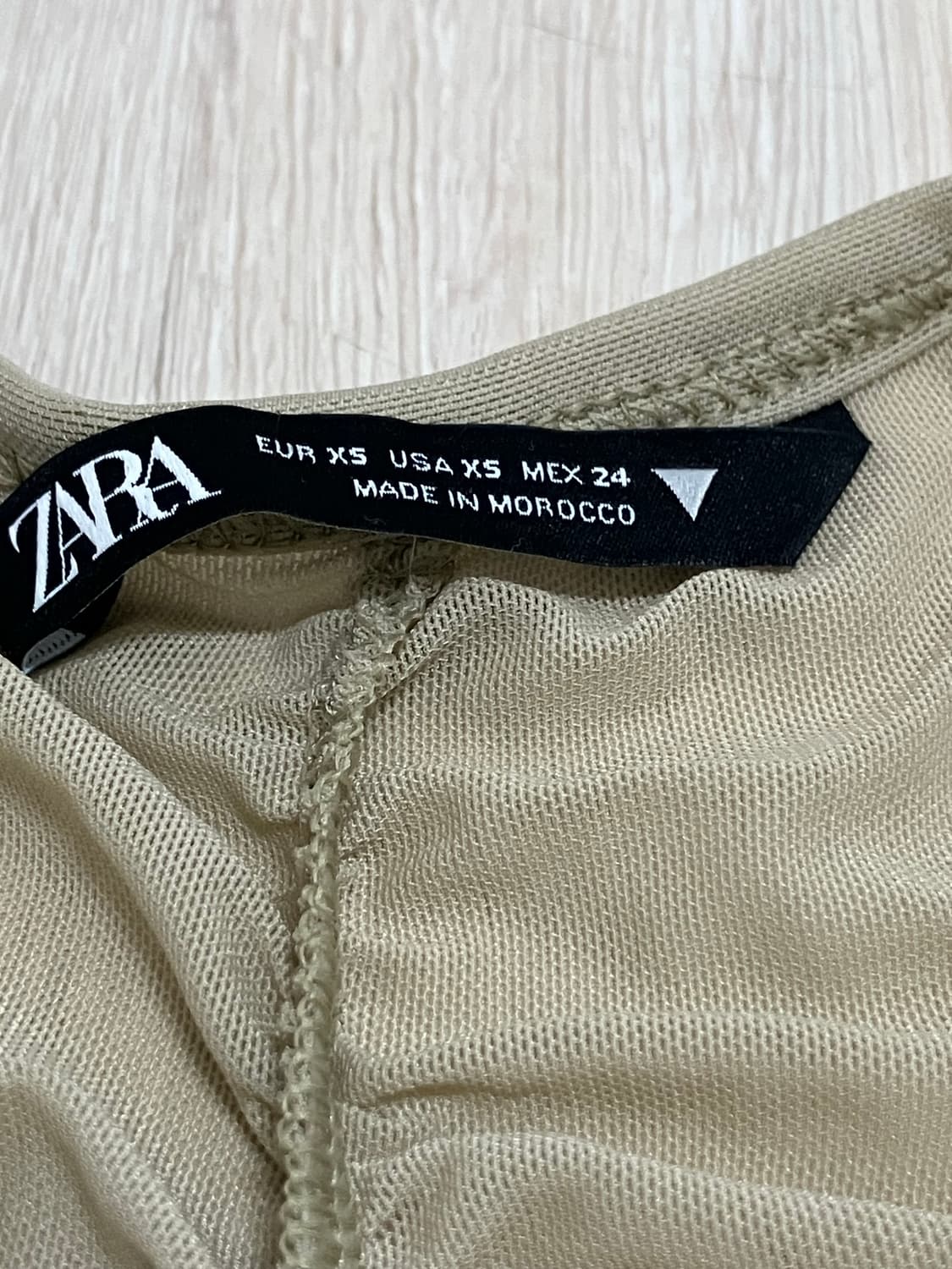 자라 셔링 블라우스 상품이미지2