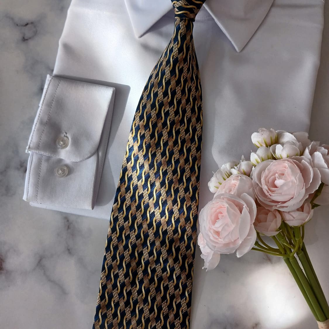 제냐 실크 네이비&골드 패턴 넥타이 9.7cm A+등급 A19174
 상품이미지6