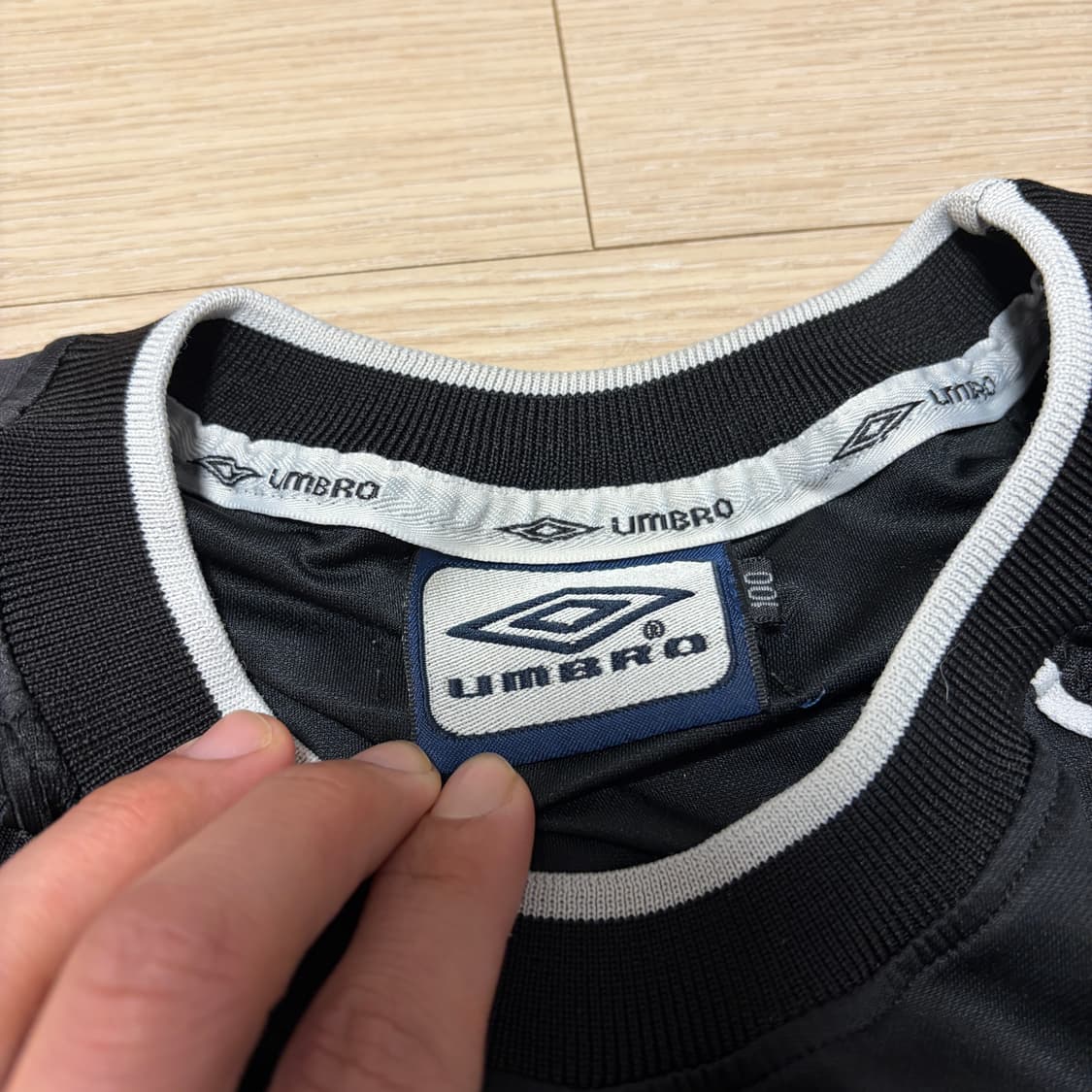 엄브로 쿠션패치 블랙 웜업  상품이미지6