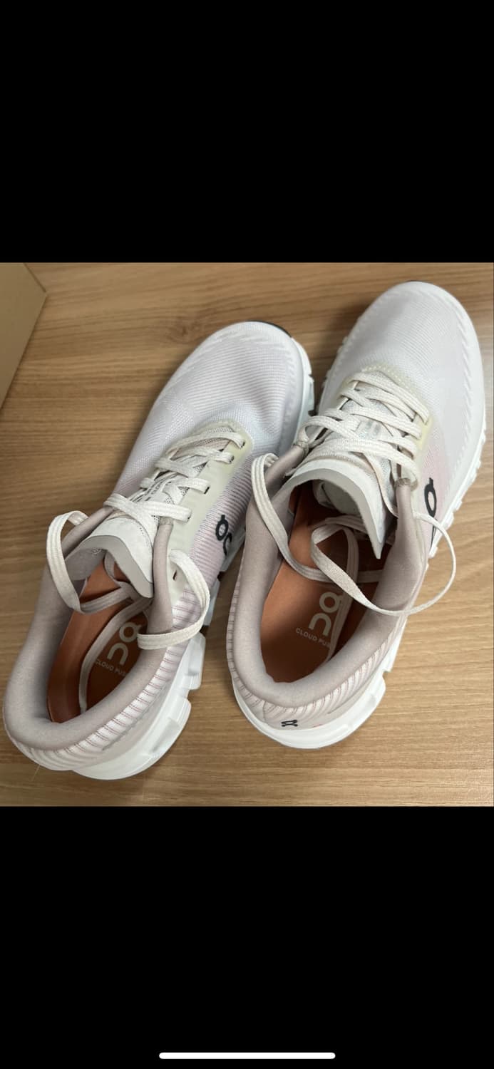 (급처)온러닝 운동화 250-255 클라우드 6 푸쉬 상품이미지4