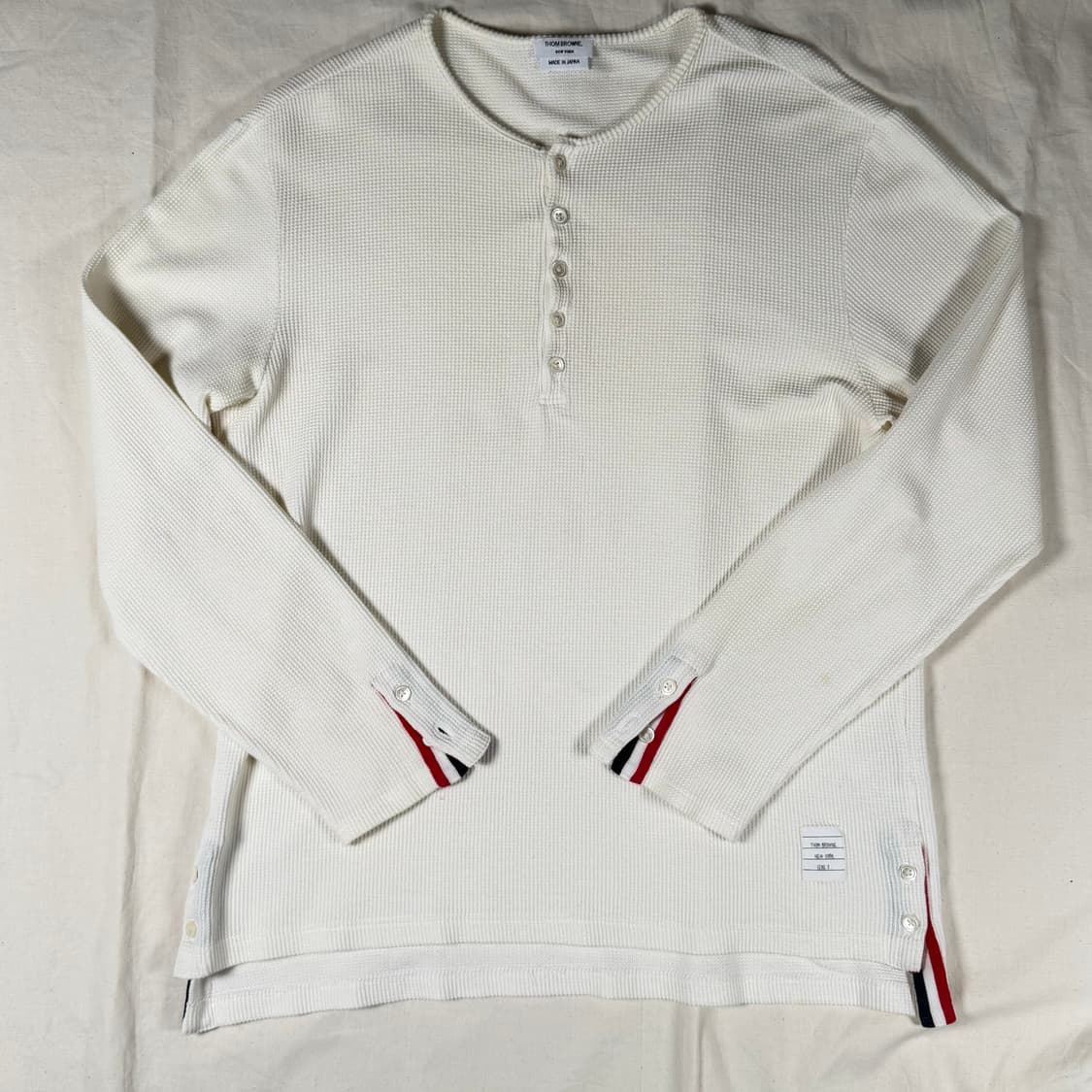 톰브라운 와플 니트 헨리넥 긴팔 상품이미지1