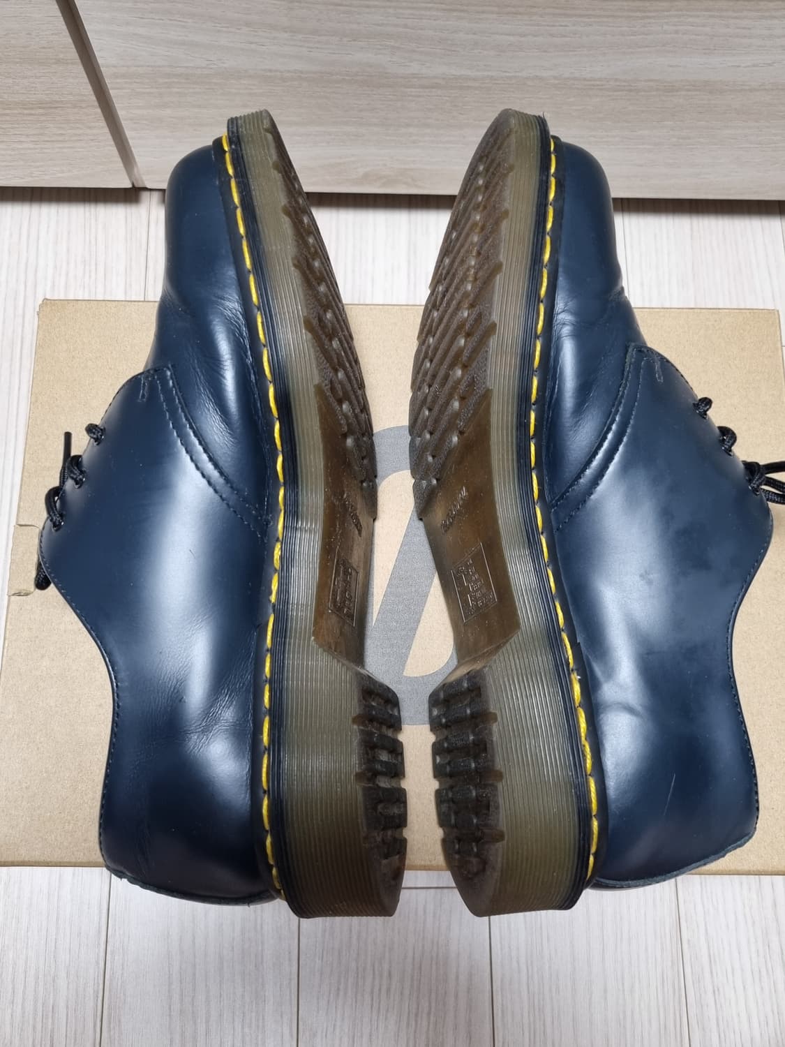 닥터마틴 1461 네이비 UK7 상품이미지2