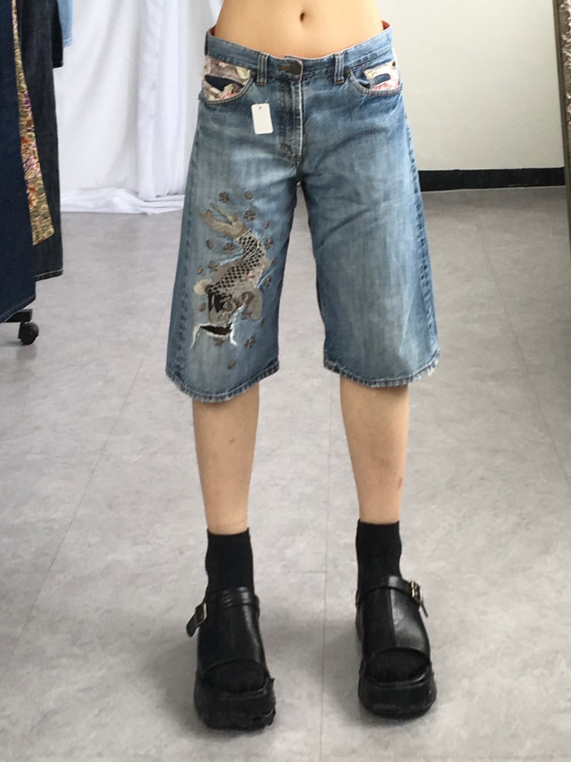 Oriental needle work denim half pants 상품이미지8