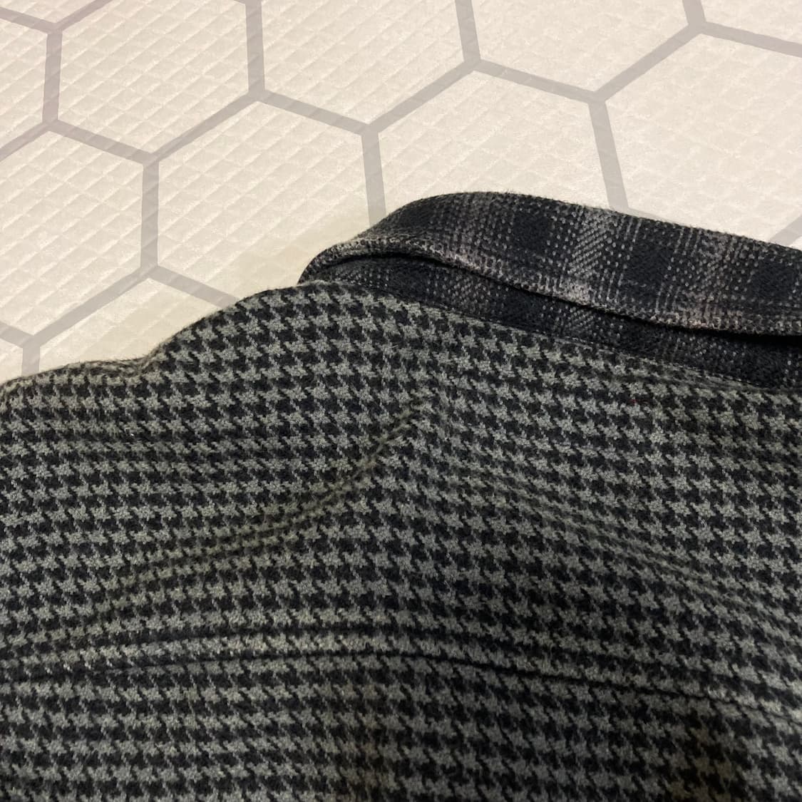 (L) 슈프림 23FW 하운드투스 플레이드 플란넬 셔츠 블랙 상품이미지9