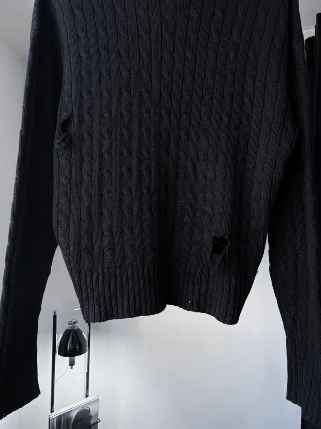 예스터데이 투모로우 케이블 디스트레스 니트 상품이미지2