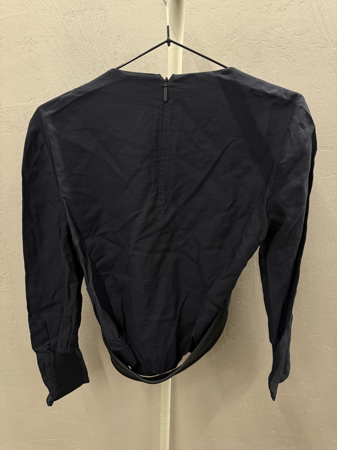 Tibi 블랙 블라우스 사이즈 0 상품이미지4