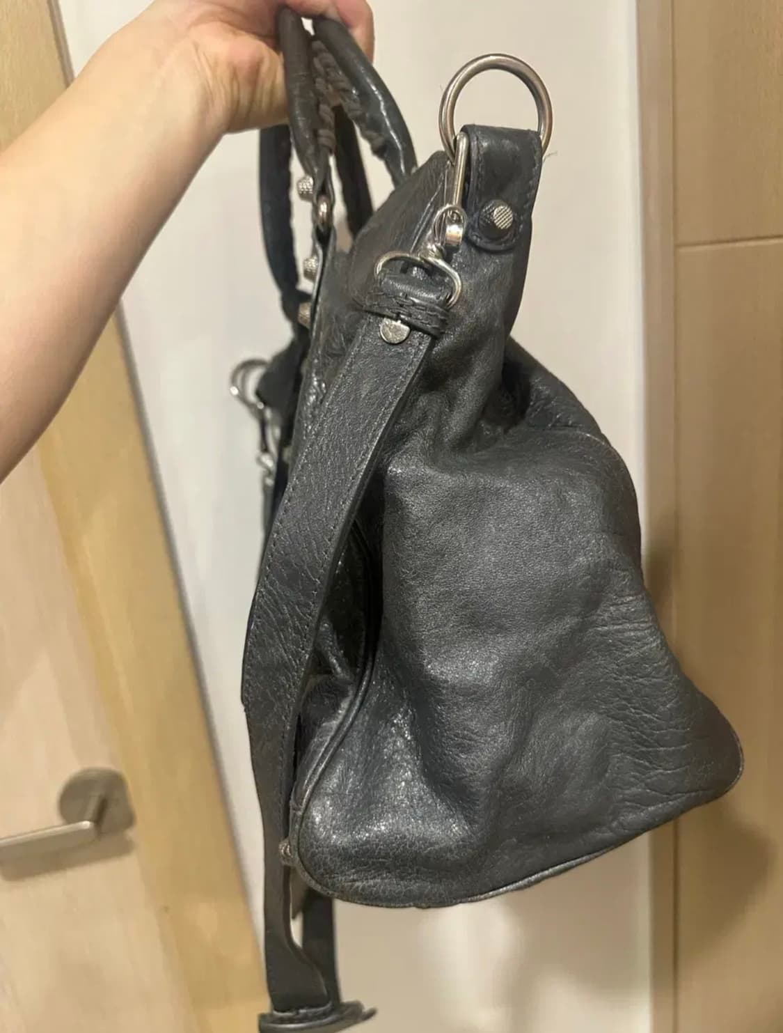 발렌시아가 모터백 그레이 상품이미지2