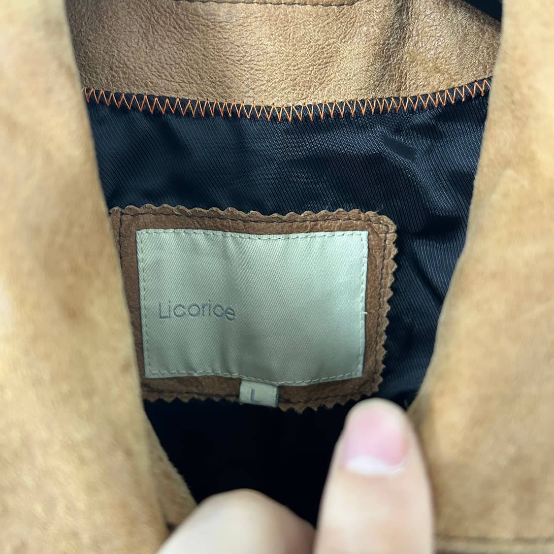 Licorice 돈피 스웨이드 바이커 자켓 상품이미지7