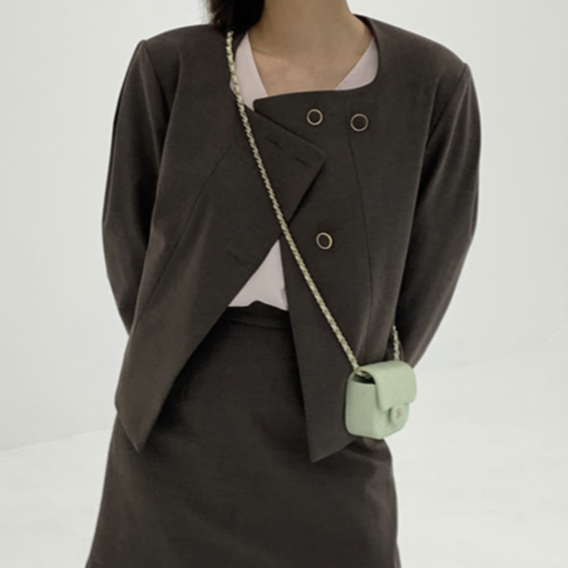 [새상품] 에이치모드 브리즈 크롭 자켓 : 브라운 상품이미지4