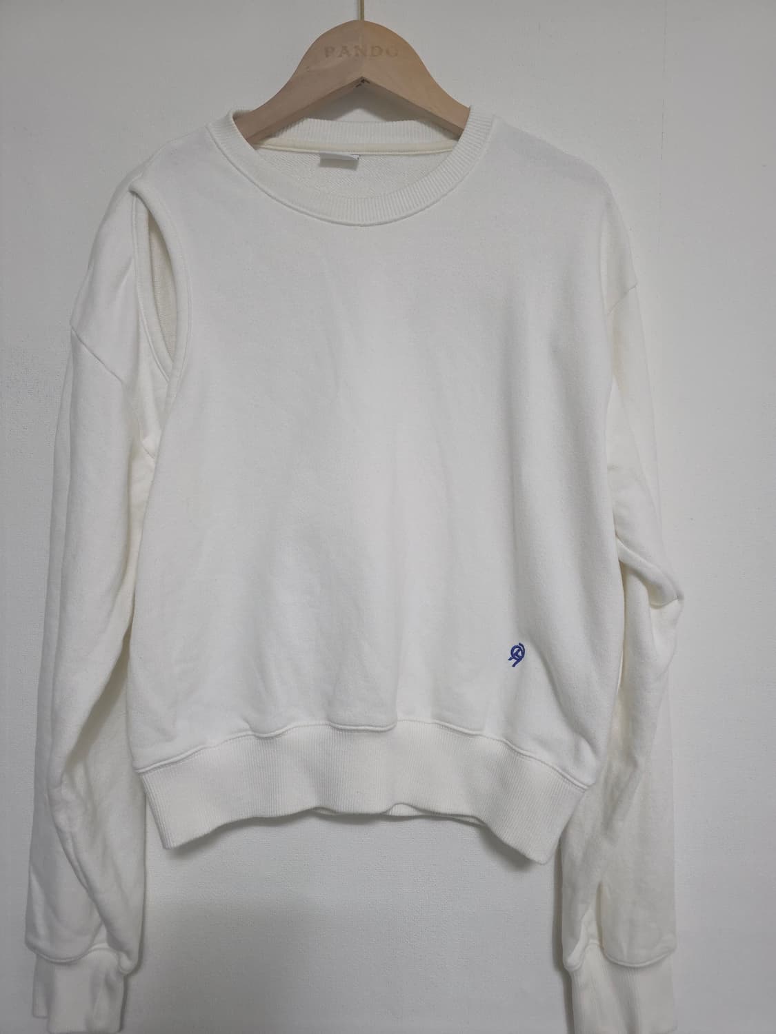 KUHO PLUS 구호플러스 화이트 아이보리 맨투맨 F 상품이미지1