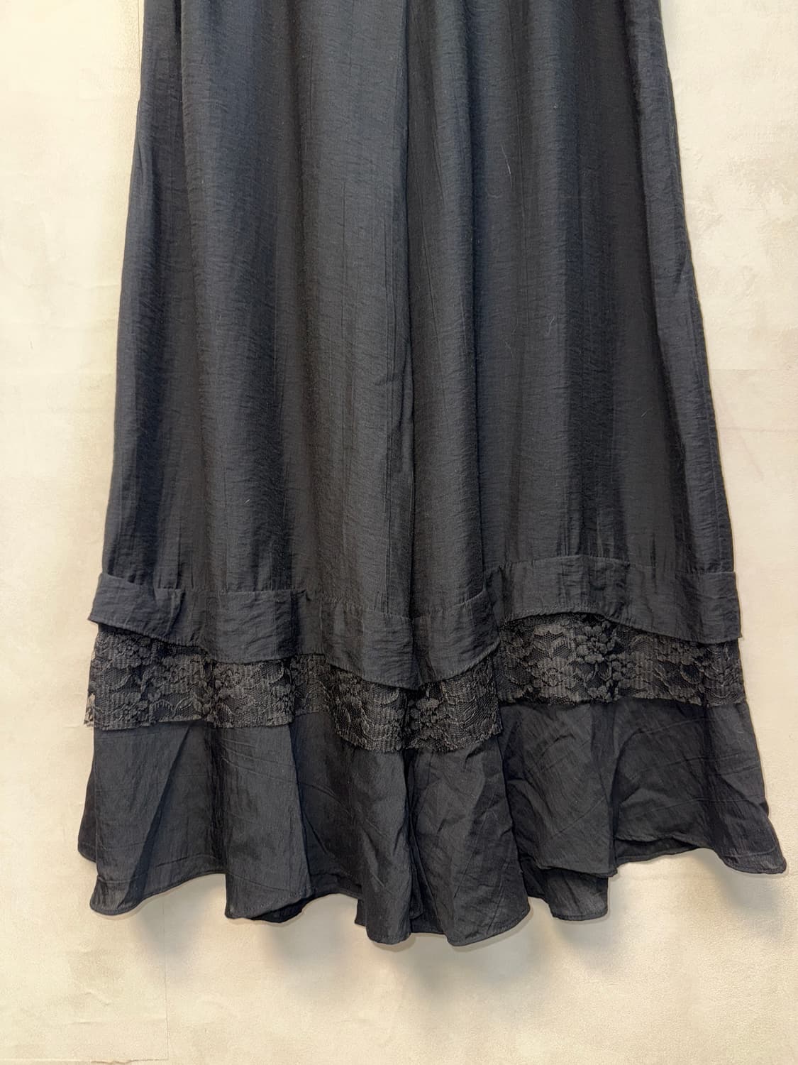 Black floral lace detail wide skirtpants 상품이미지5
