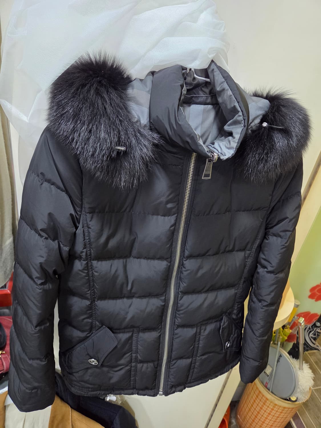 버버리 구스 폭스후드 패딩 상품이미지2