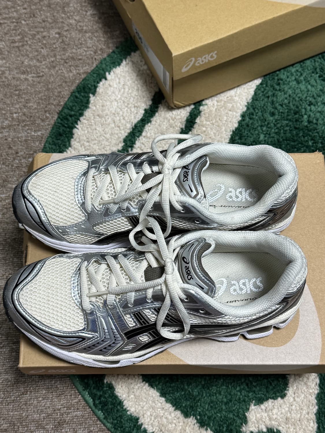 젤 카야노 14 크림블랙 260 사이즈 상태 좋음 상품이미지5