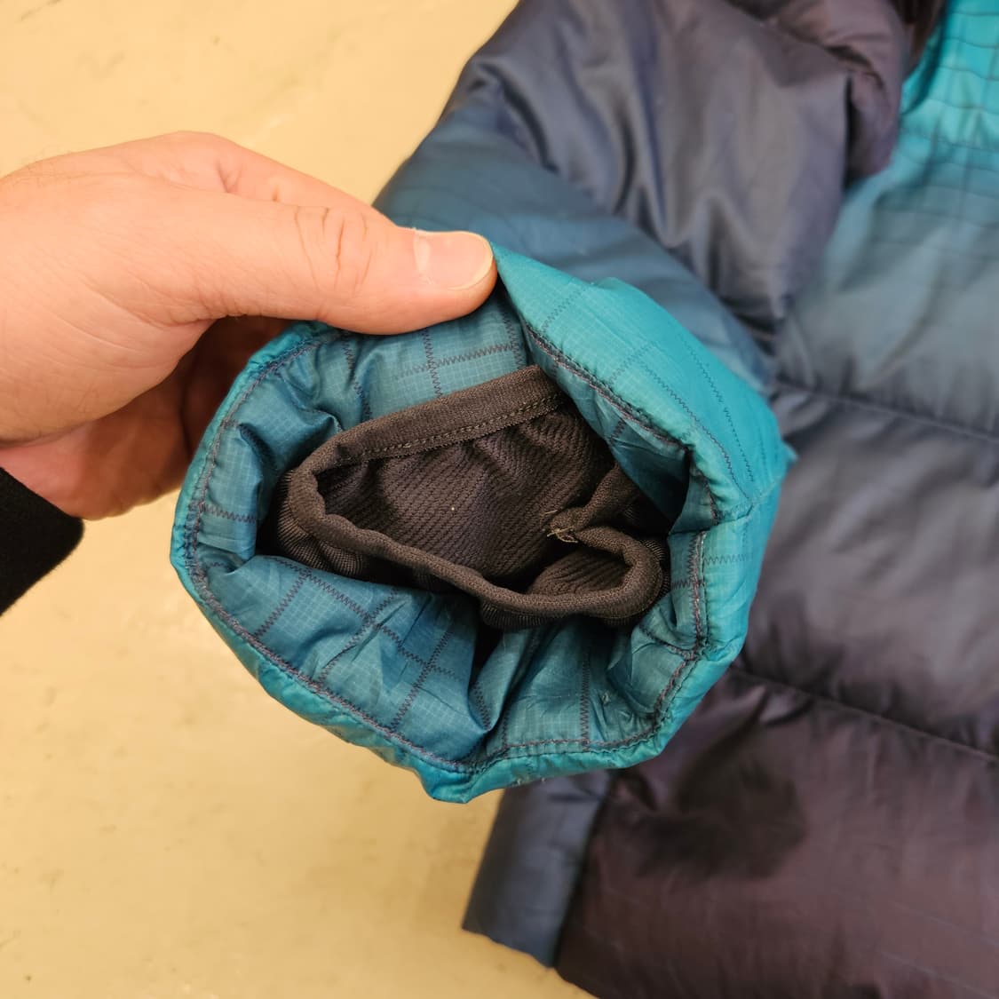 NIKE ACG 나이키 에이씨쥐 구스다운 패딩 점퍼 M 상품이미지4