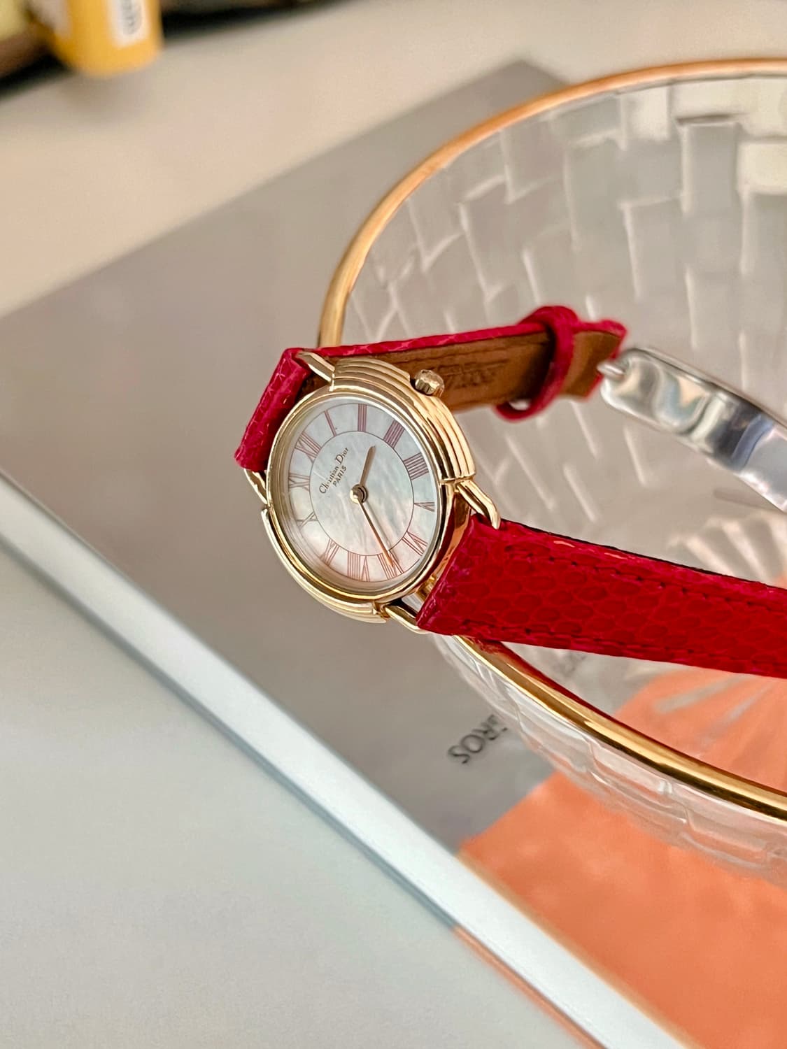 DIOR 골드 라운드 CD 버클  디올 시계 상품이미지6
