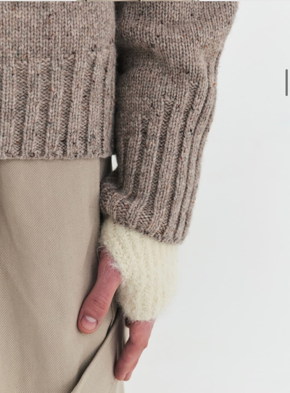 윈더 MODIFIED WOOL KNIT SWEATER 상품이미지3