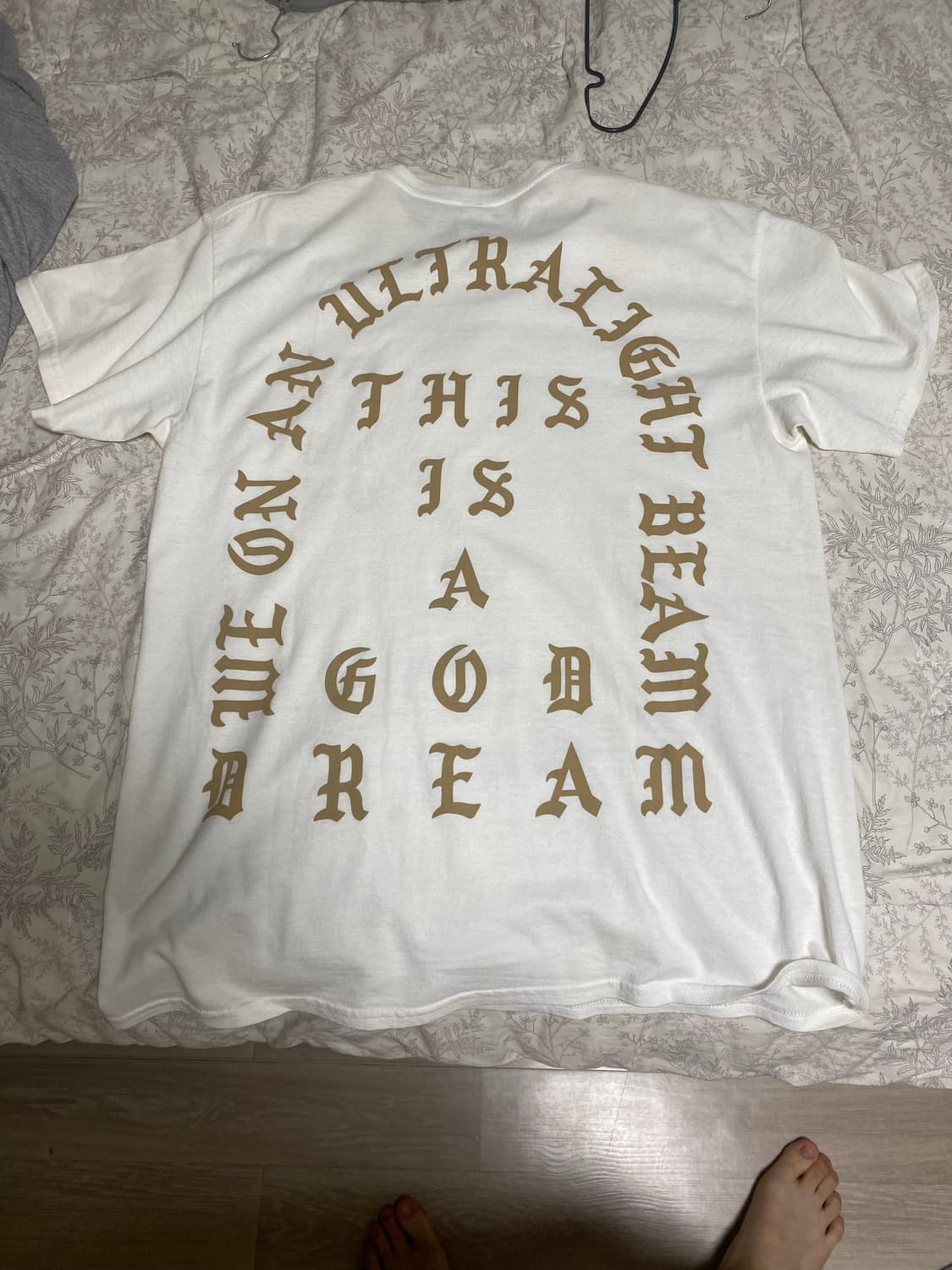 칸예 tlop 런던 굿즈 반팔 상품이미지2