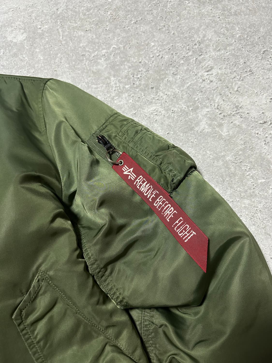 알파인더스트리 MA-1 리버시블 항공점퍼 상품이미지3