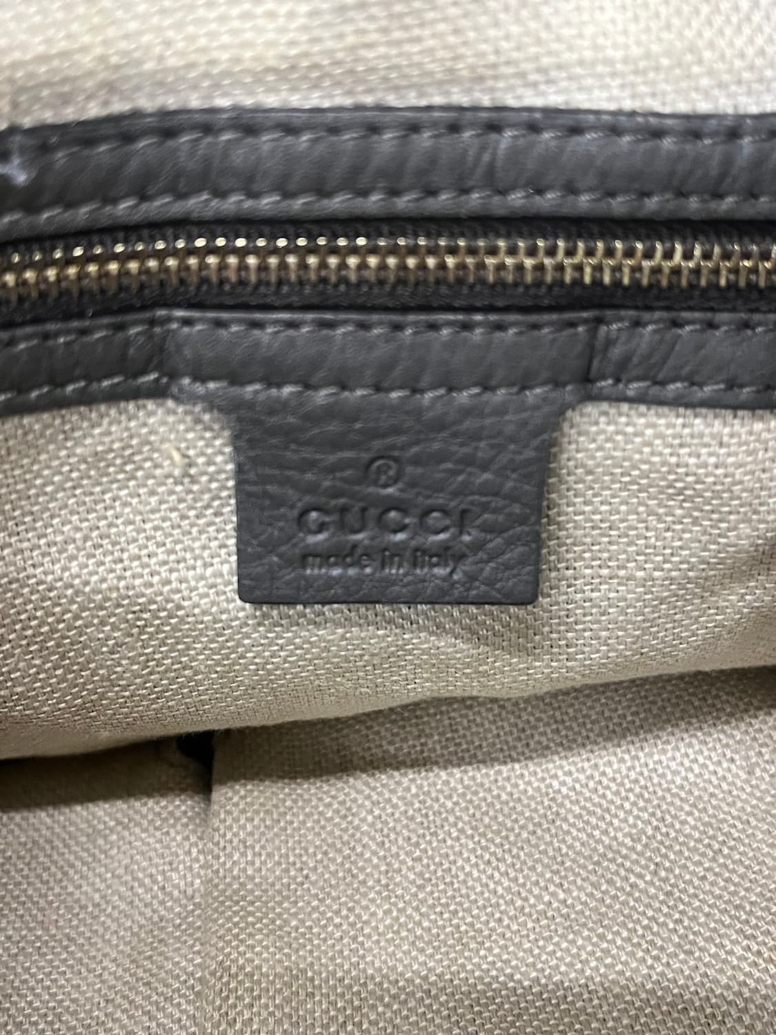 Gucci 구찌 차콜그레이 레더 숄더백 상품이미지8