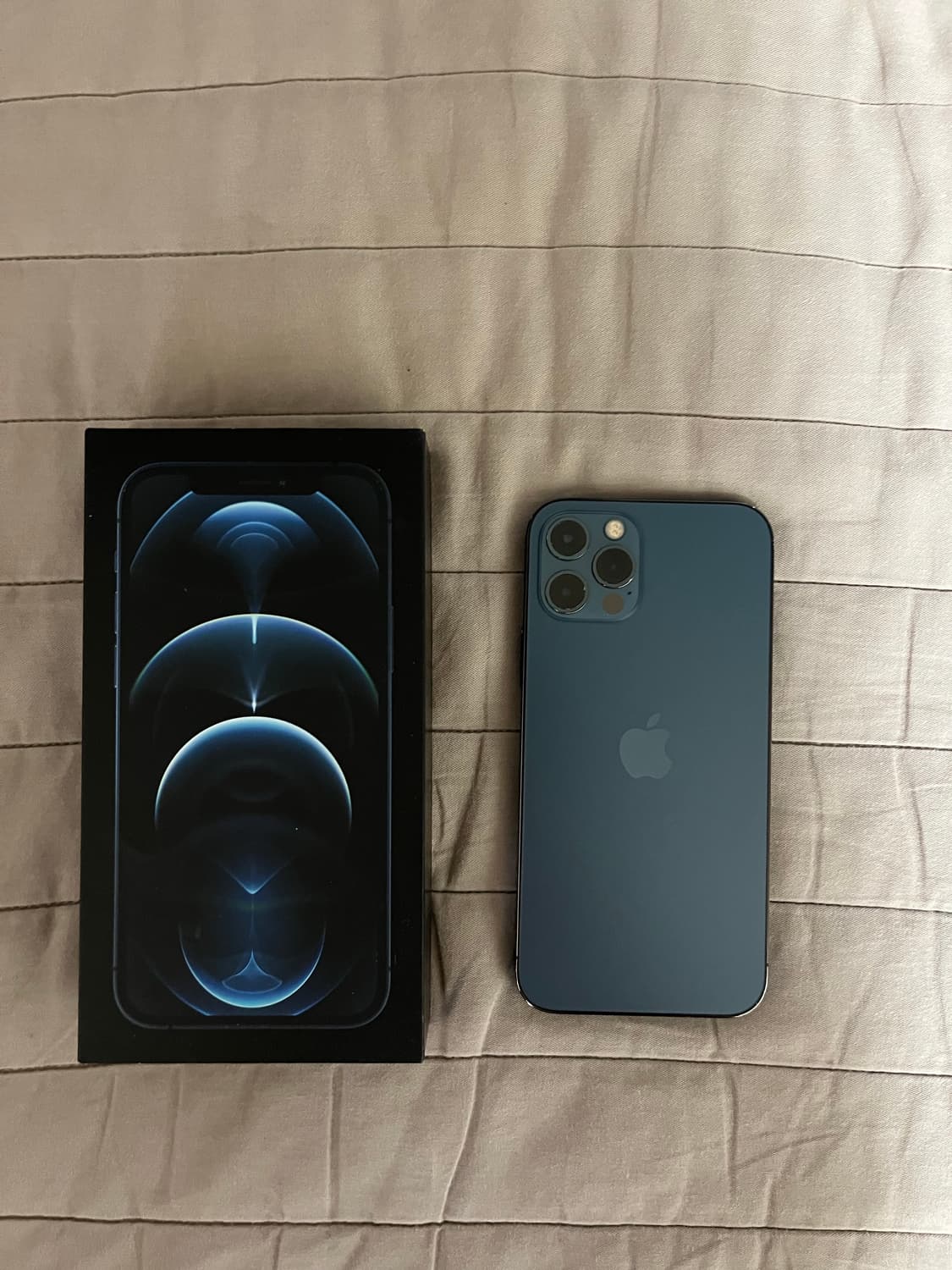 아이폰12프로 퍼시픽블루 128g 상품이미지2