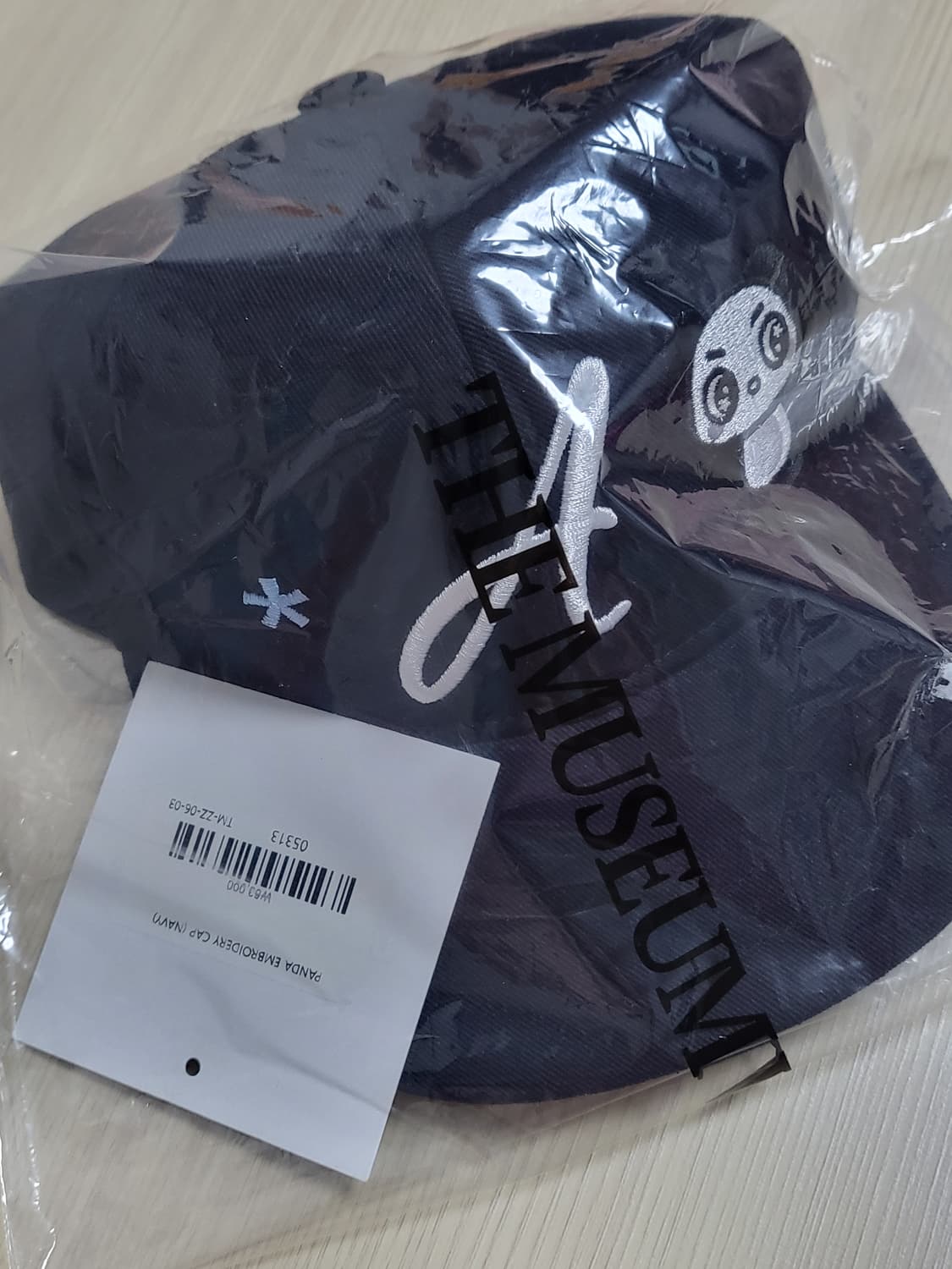 더뮤지엄비지터 판다 캡모자 네이비 새상품 오늘만 3.0 상품이미지2